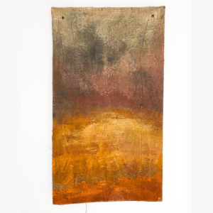 Œuvre créée avec l’océan sur la plage Haitza à La Teste-de-Buch – pigments naturels sur toile de jute